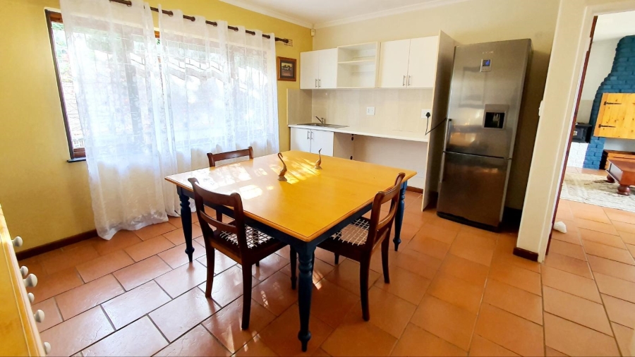 To Let 1 Bedroom Property for Rent in Heldervue Western Cape